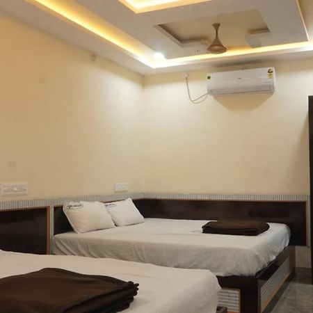 Hotel Sri Vasavi Residency à Rāmeswaram Extérieur photo