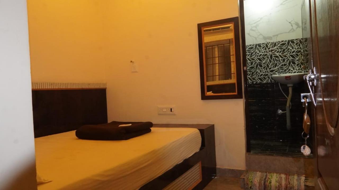 Hotel Sri Vasavi Residency à Rāmeswaram Extérieur photo
