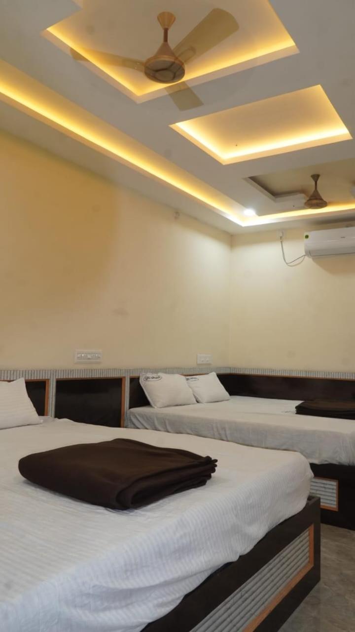 Hotel Sri Vasavi Residency à Rāmeswaram Extérieur photo