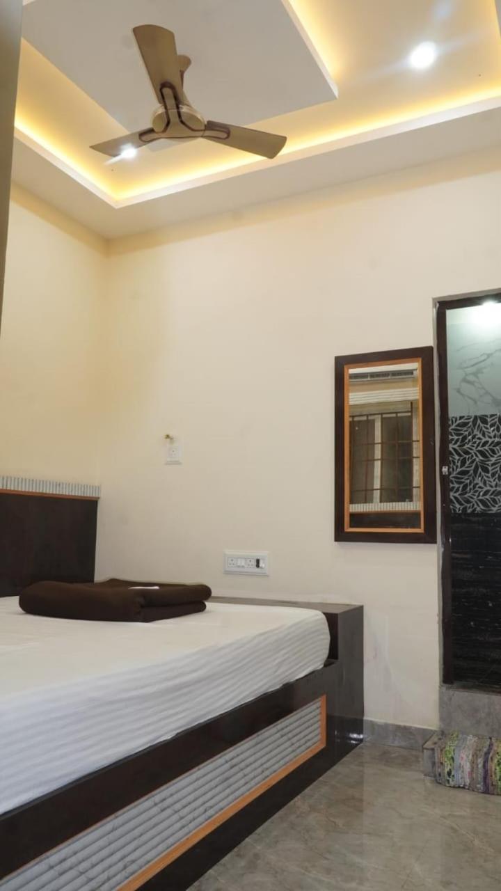 Hotel Sri Vasavi Residency à Rāmeswaram Extérieur photo